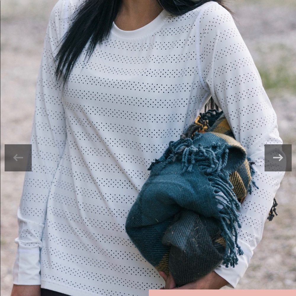 Zyia White chill long sleeve